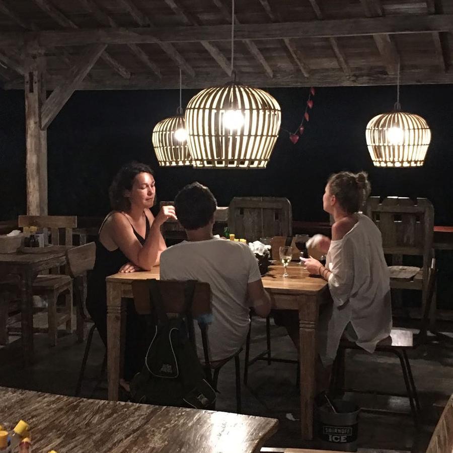 Padang Padang Breeze Hotel Uluwatu Екстериор снимка