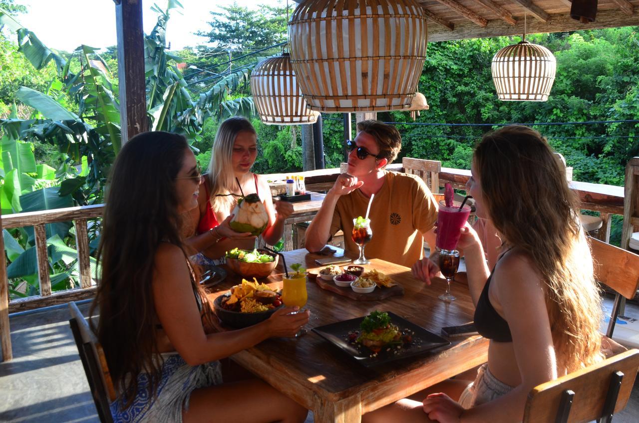 Padang Padang Breeze Hotel Uluwatu Екстериор снимка