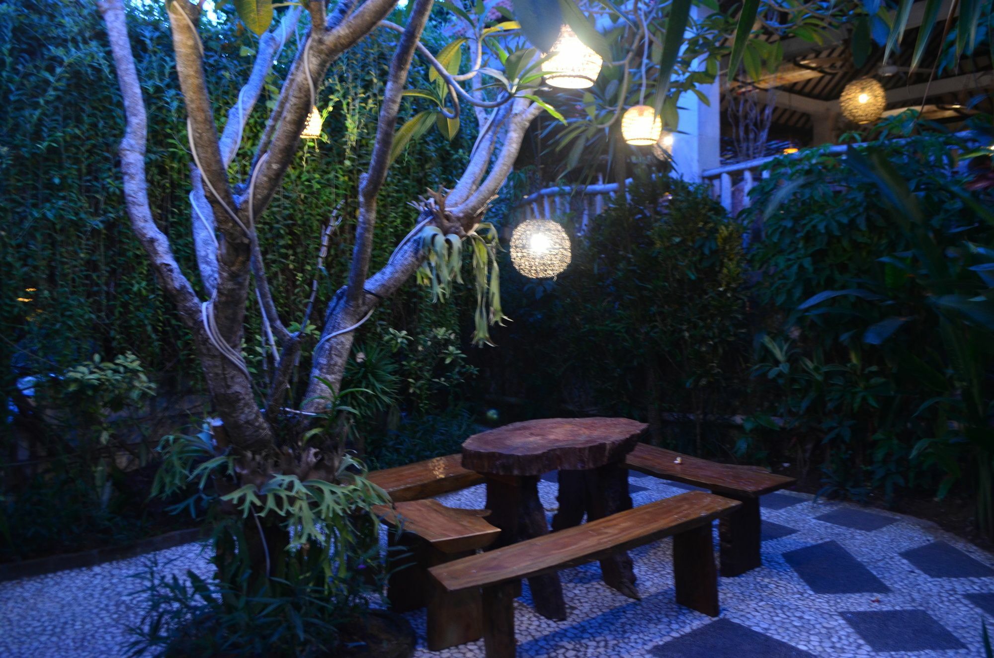 Padang Padang Breeze Hotel Uluwatu Екстериор снимка