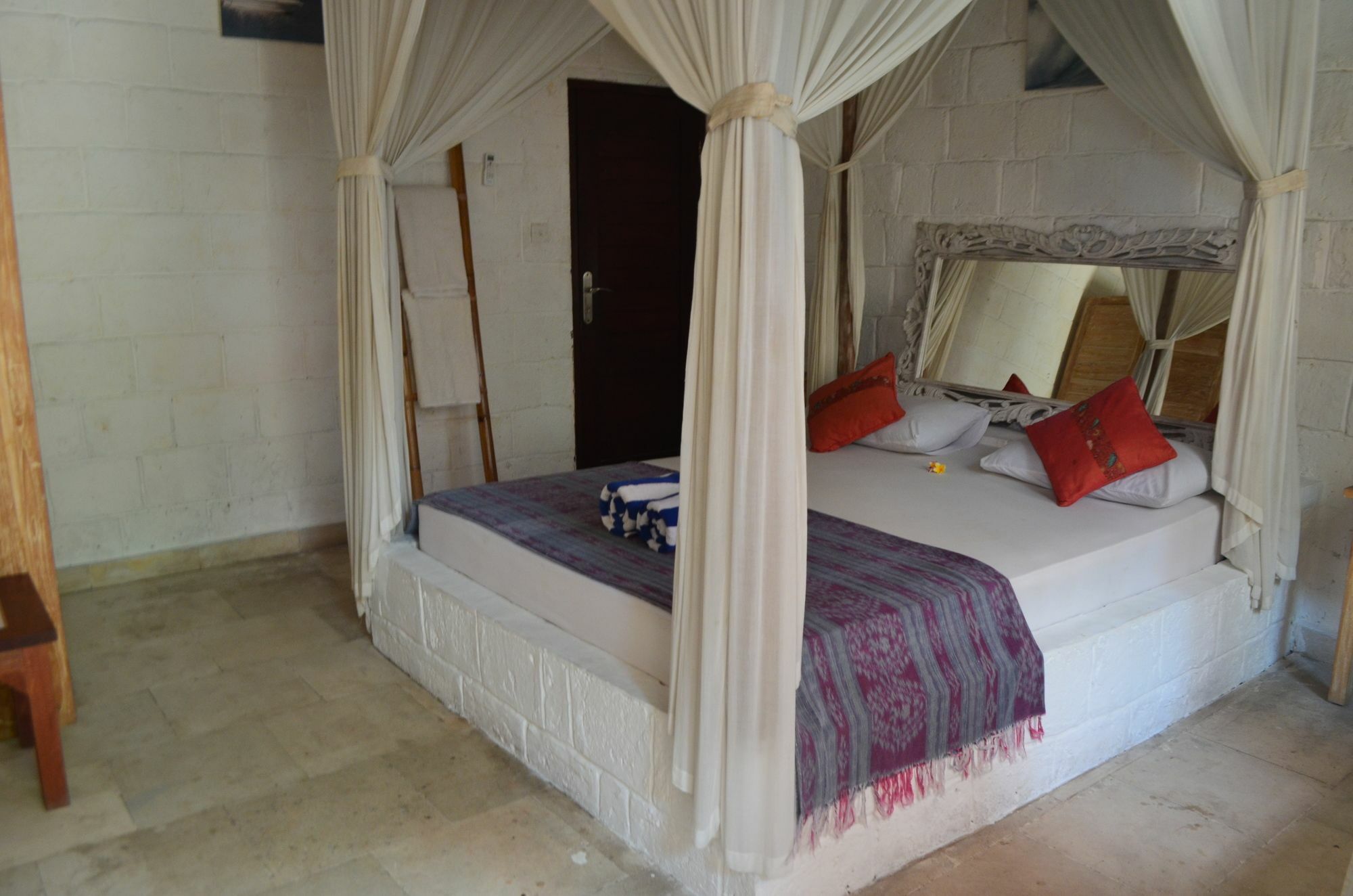 Padang Padang Breeze Hotel Uluwatu Екстериор снимка